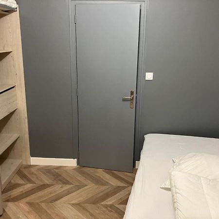 Grand Studio Proche St Pierre/Chateau Apartment Сомюр Екстериор снимка